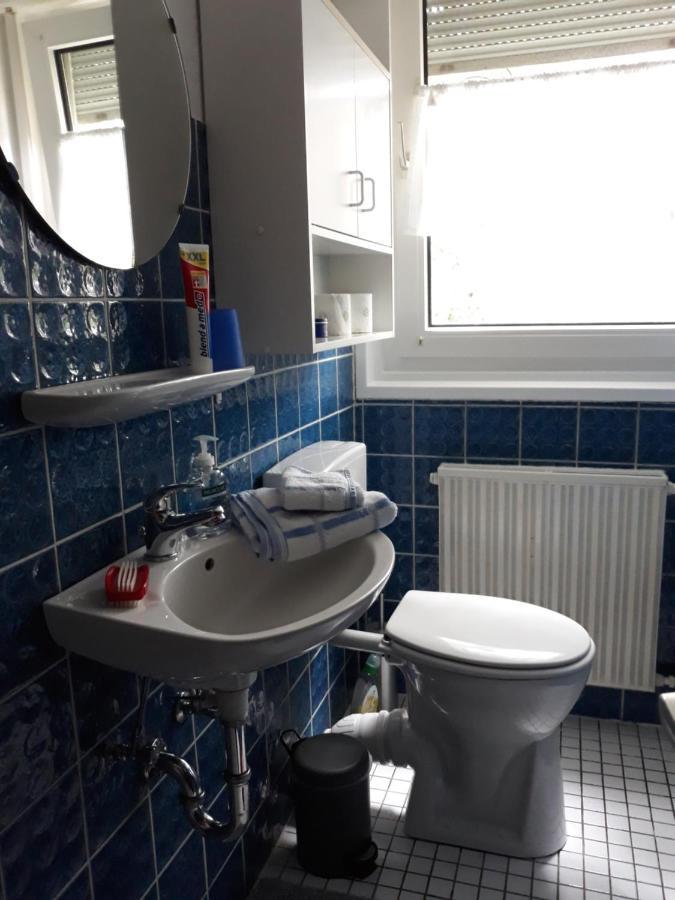 Am Klinikum Appartement Solingen Buitenkant foto