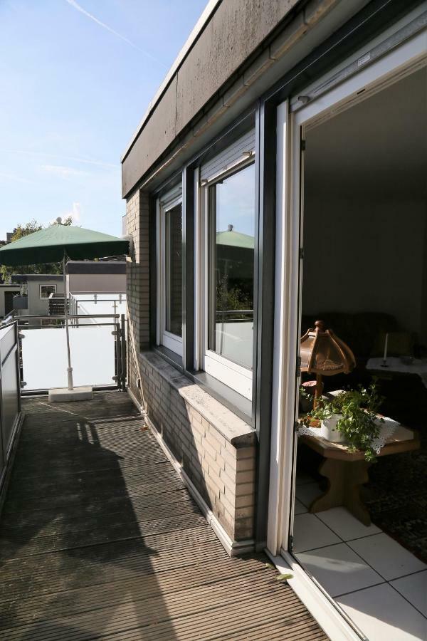 Am Klinikum Appartement Solingen Buitenkant foto