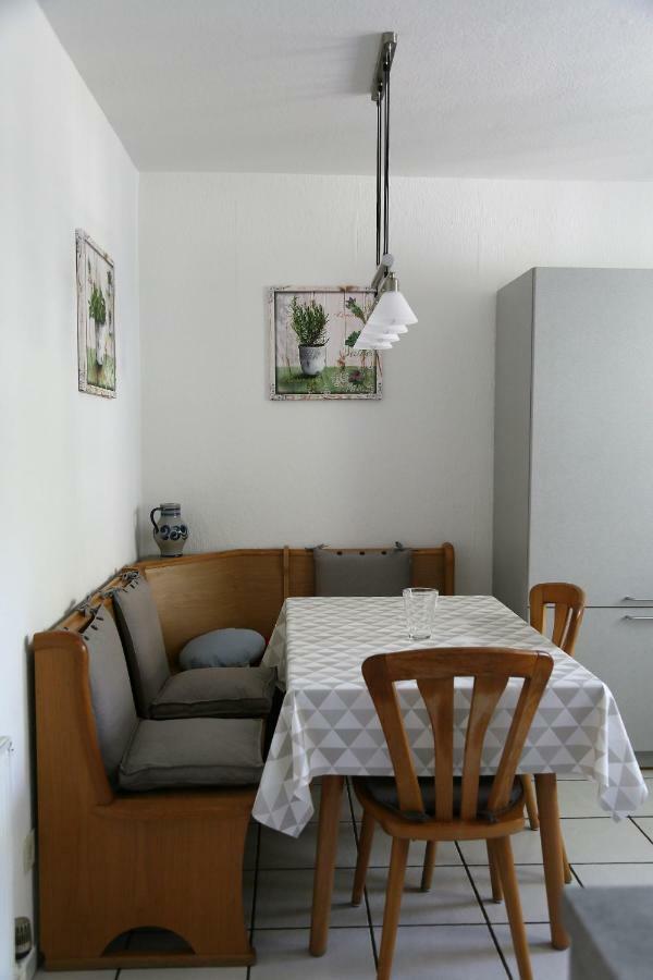 Am Klinikum Appartement Solingen Buitenkant foto
