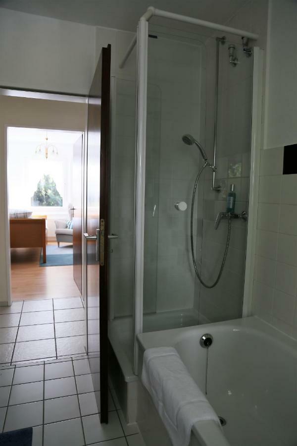 Am Klinikum Appartement Solingen Buitenkant foto